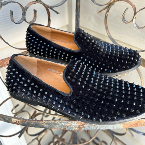 Kids Romano Black Velvet Studded Loafers- Size 35/2.5 - Picture 5 of 8